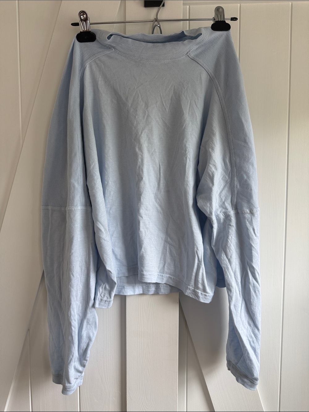 aerie Women’s Light Blue mock-neck Long Sleeve Tee